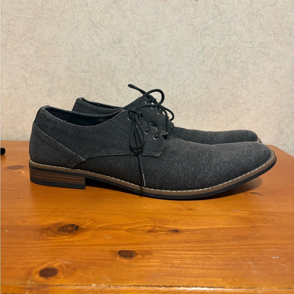 Perry Ellis Portfolio Men's Casual Dress Shoe 11.5 Gray Valet Style Oxford.